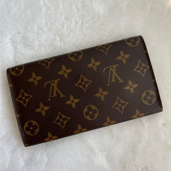 Louis Vuitton Porte Tresor International - Picture 2 of 16